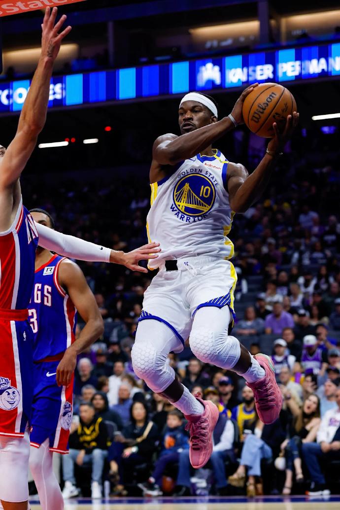 巴特勒意外战胜加拿大队，出色发挥引爆全场！上演精彩一战