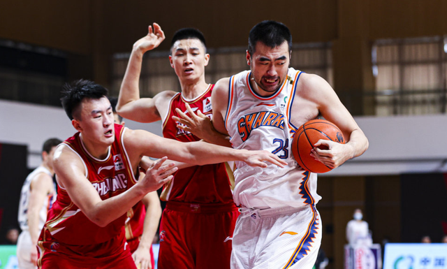 亚博-风云突变新疆广汇转会期绝杀压哨；中超版图或变；质疑声仍在；赛程密集仍需轮换的简单介绍-亚博